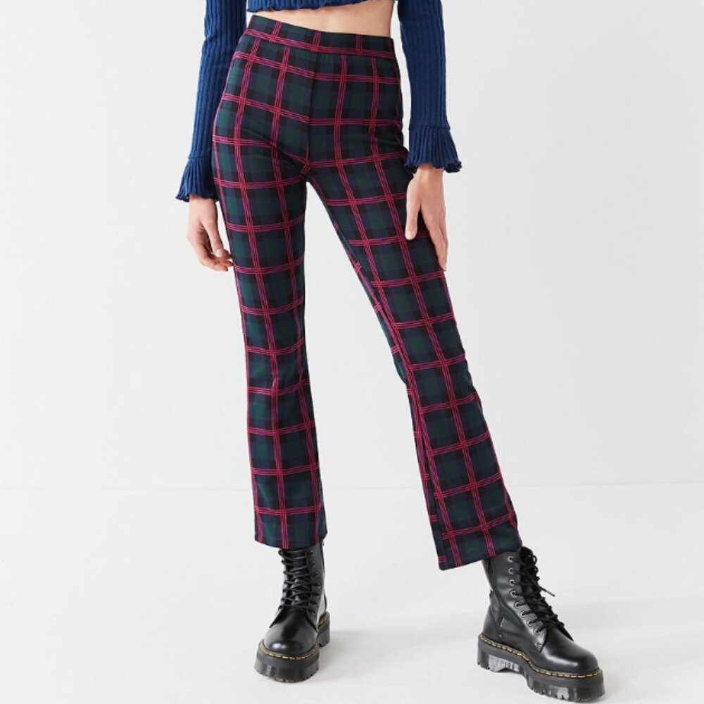 Urban Outfitters Casey Kick Flare Pant in size M